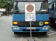 Eingerichtete Parkzone für einen Umzug